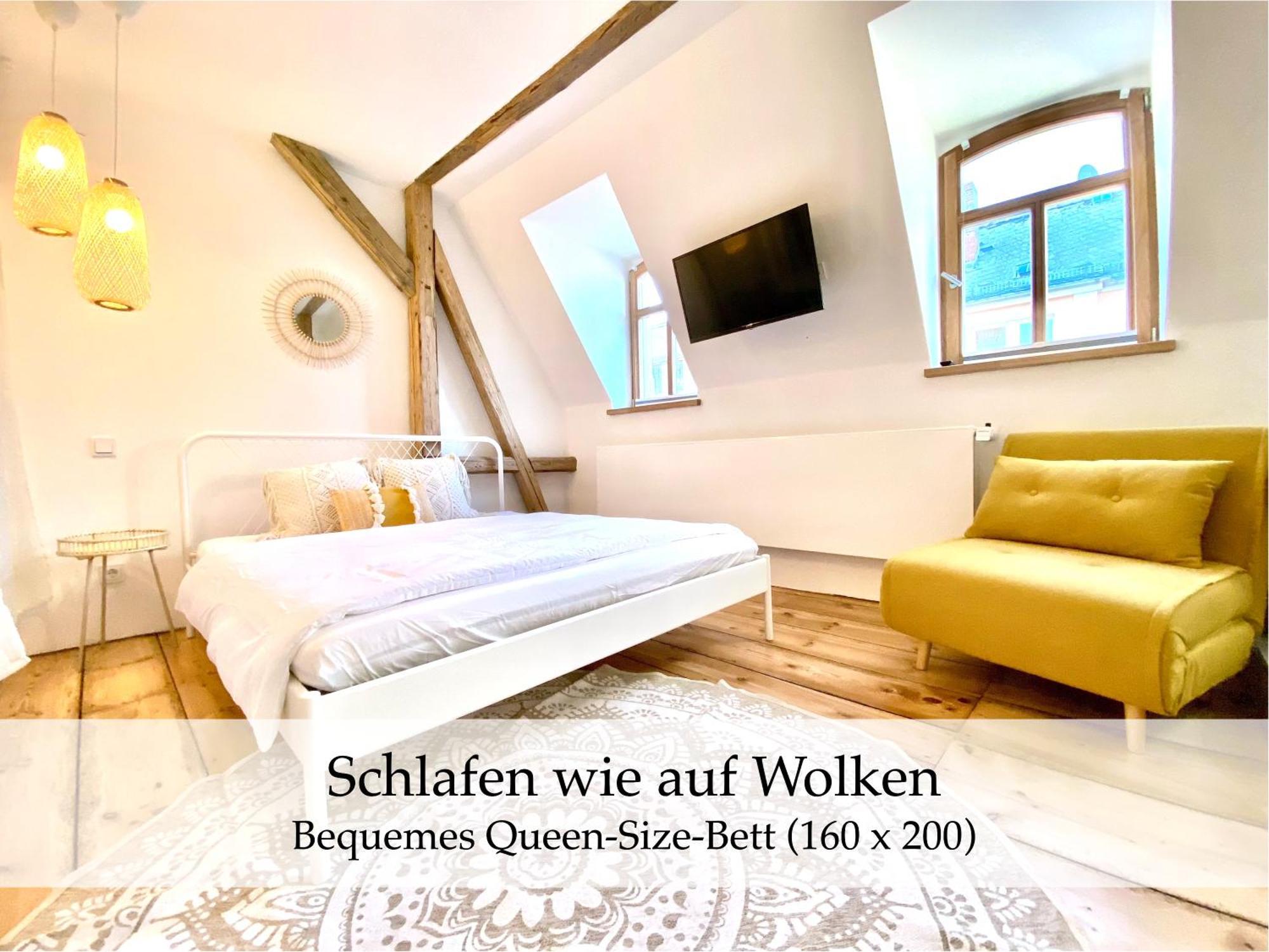 Zentrale 1-Zimmer-Ferienwohnung Mit Digitalem Check In Хоф Экстерьер фото