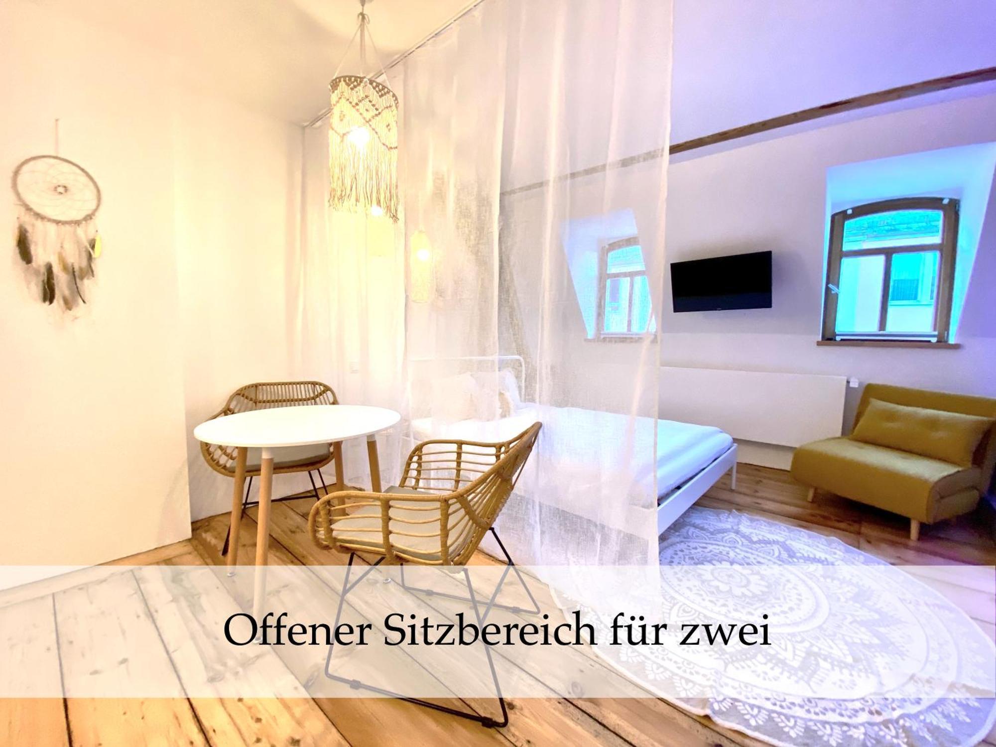 Zentrale 1-Zimmer-Ferienwohnung Mit Digitalem Check In Хоф Экстерьер фото